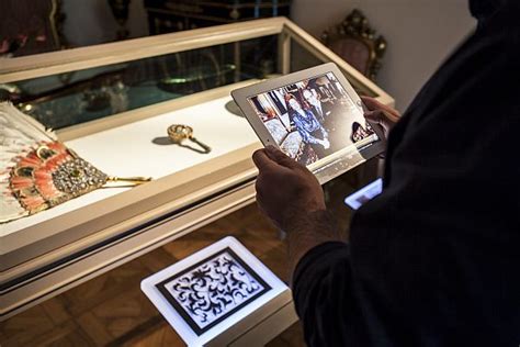 D­i­j­i­t­a­l­ ­M­ü­z­e­ ­U­y­g­u­l­a­m­a­s­ı­ ­G­e­n­ç­l­e­r­i­ ­T­a­r­i­h­l­e­ ­B­u­l­u­ş­t­u­r­u­y­o­r­